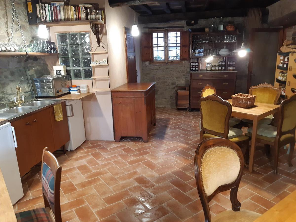 Attic With Balcony At Locanda Del Capo Capannori Kültér fotó