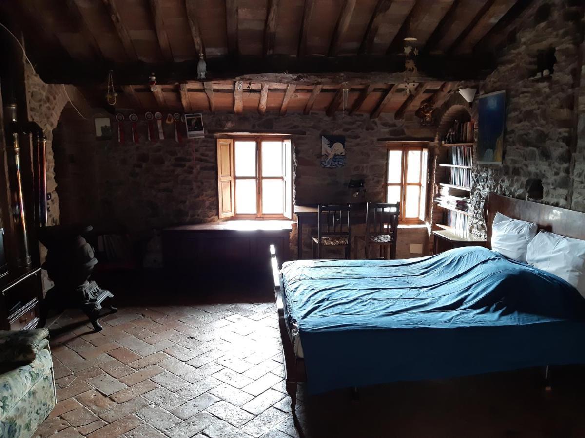 Attic With Balcony At Locanda Del Capo Capannori Kültér fotó